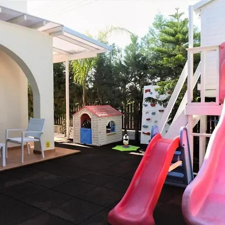 Marilena Gardens Villa *