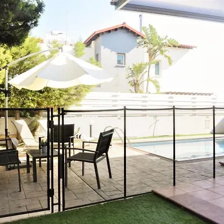 Marilena Gardens Villa *
